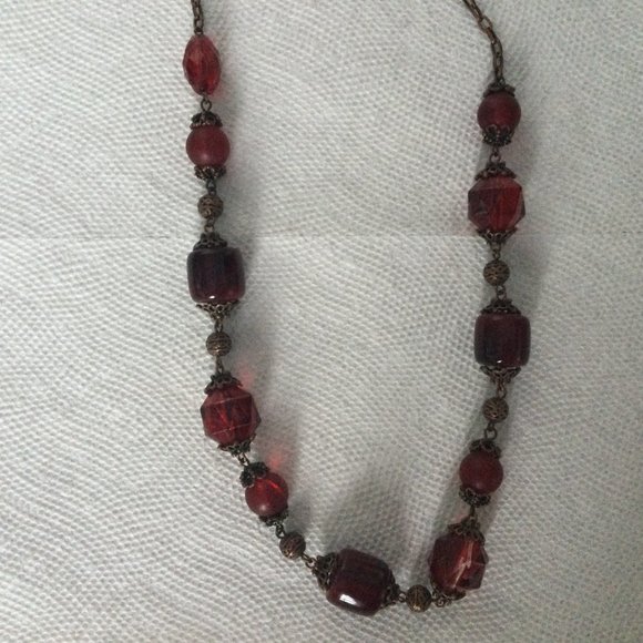 women's necklace red beads metal chain adjustable length - Picture 3 of 4